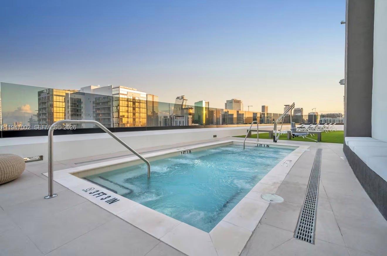 225 N Miami Ave #1102 Miami, FL 33128