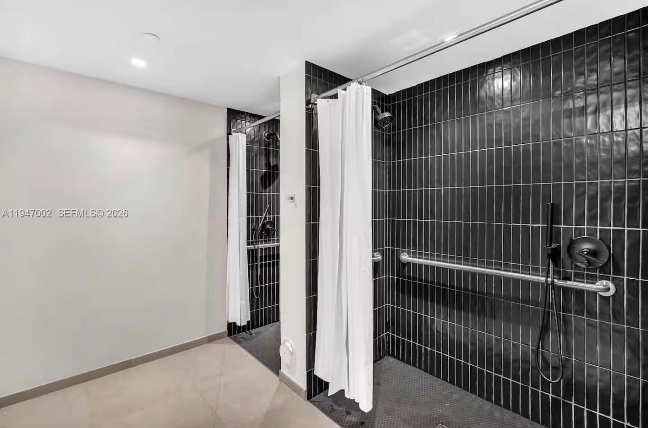 225 N Miami Ave #1102 Miami, FL 33128