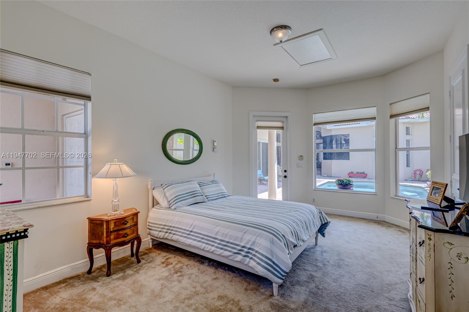 522 Les Jardin Dr Palm Beach Gardens, FL 33410