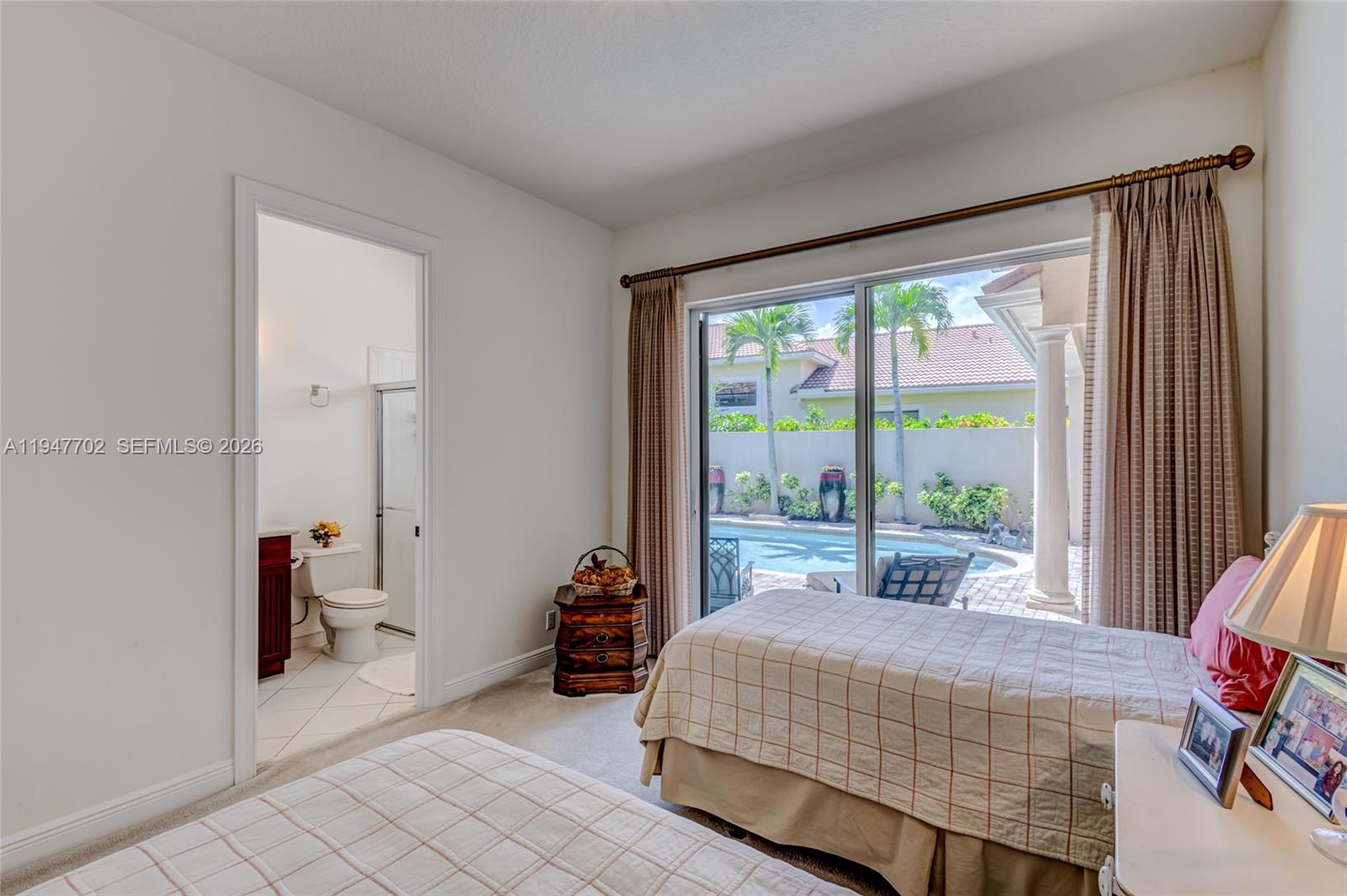 522 Les Jardin Dr Palm Beach Gardens, FL 33410