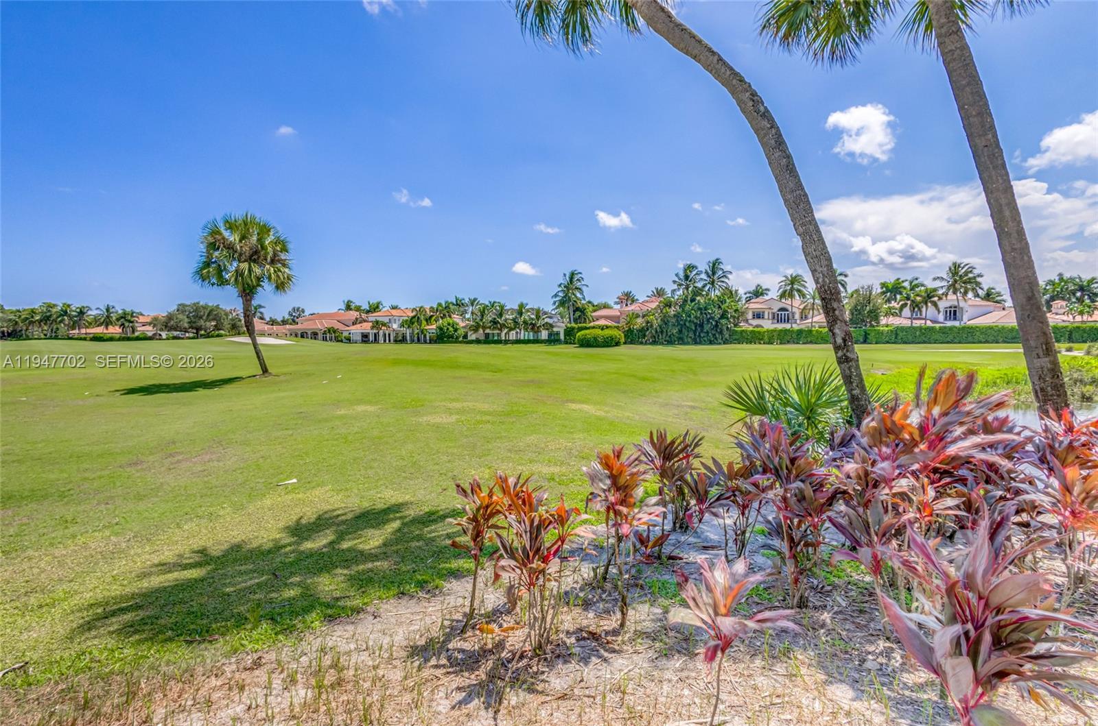 522 Les Jardin Dr Palm Beach Gardens, FL 33410