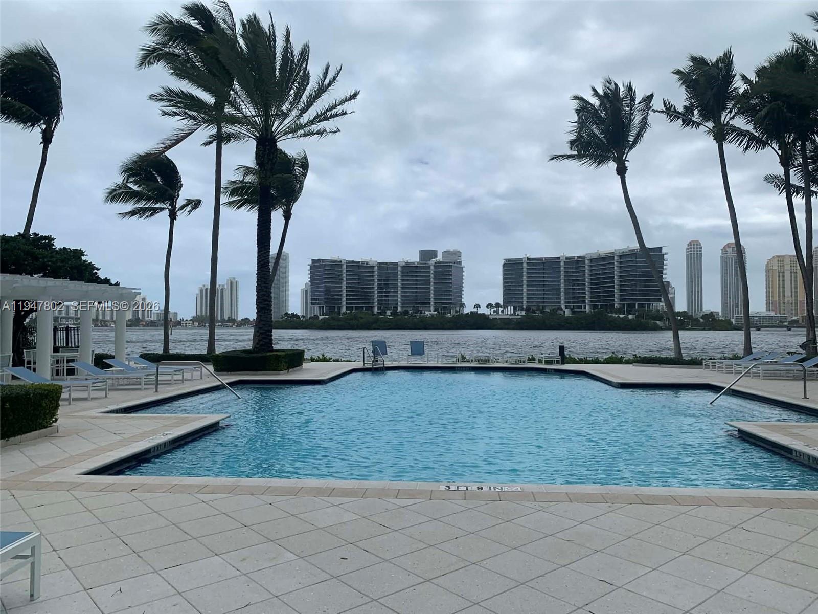 3235 NE 184th St #11201 Aventura, FL 33160