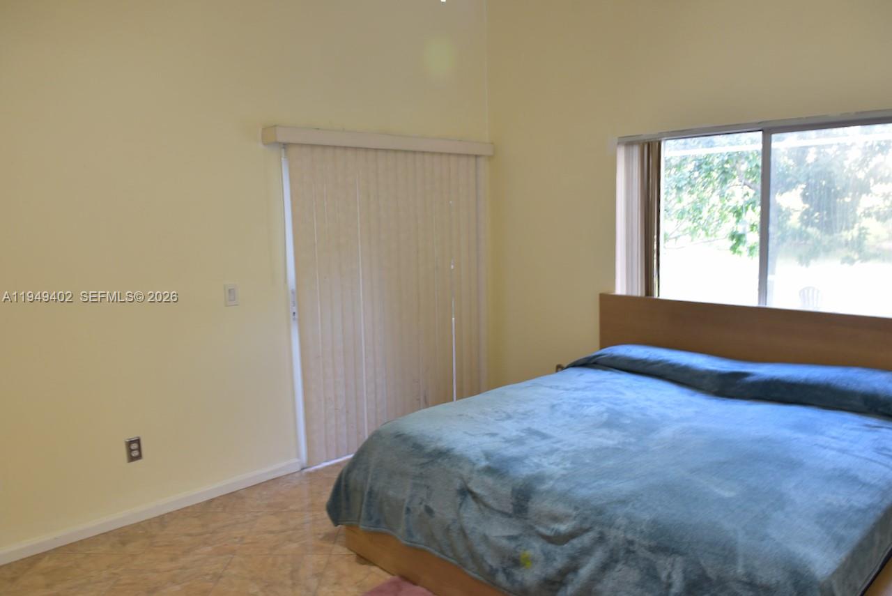 131 SW 178th Way Pembroke Pines, FL 33029