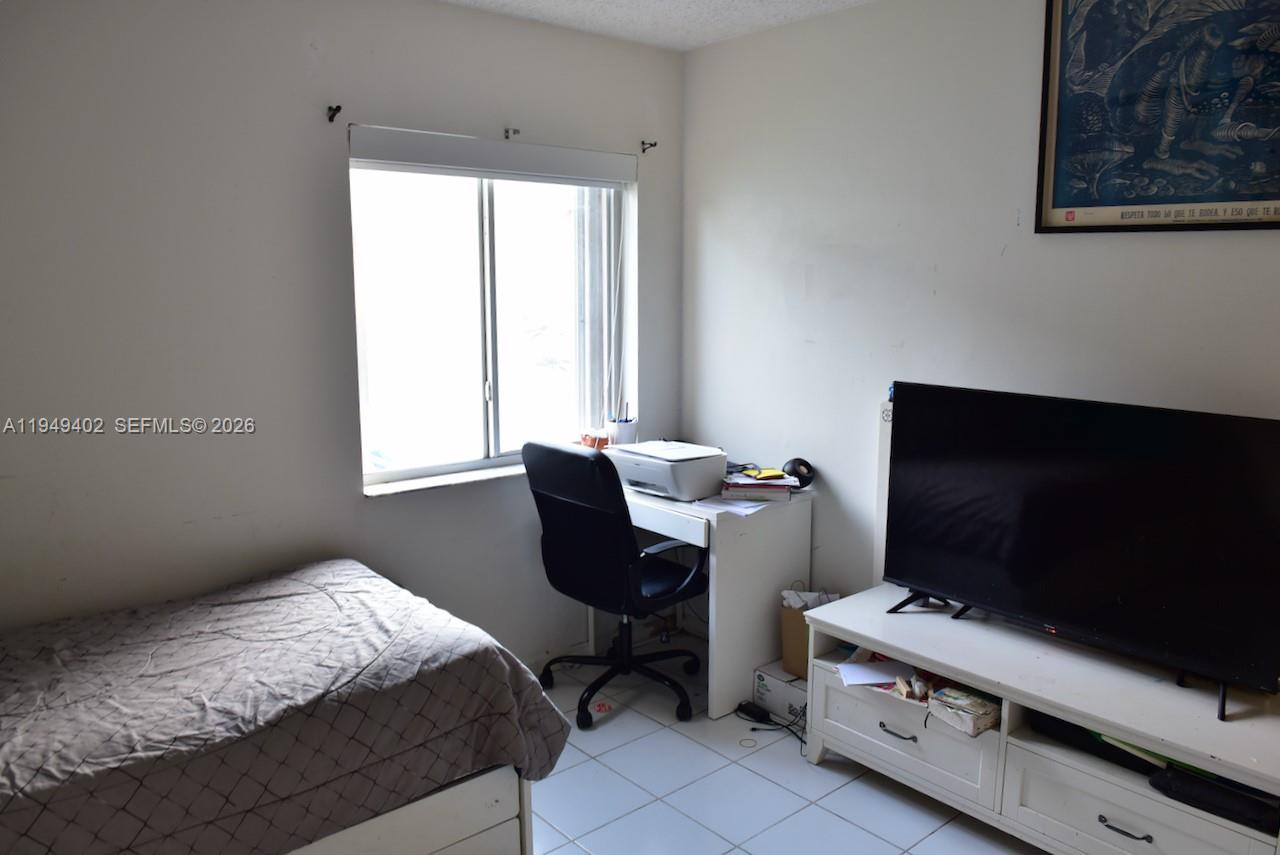 131 SW 178th Way Pembroke Pines, FL 33029