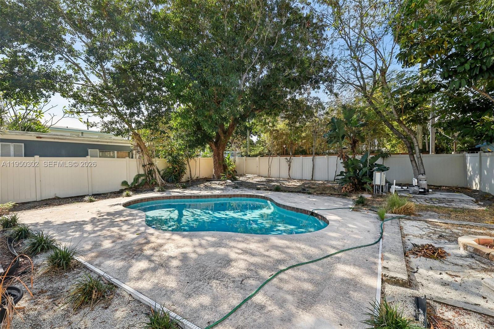 311 S Federal Hwy Lake Worth, FL 33460