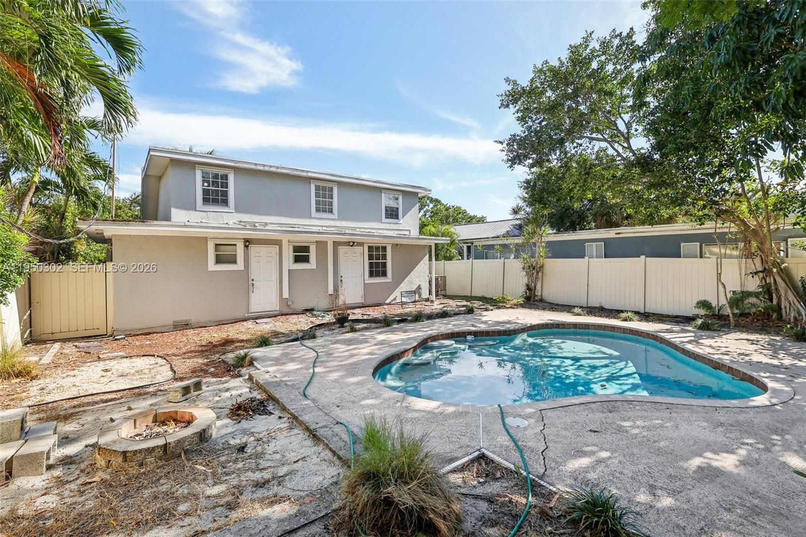 311 S Federal Hwy Lake Worth, FL 33460