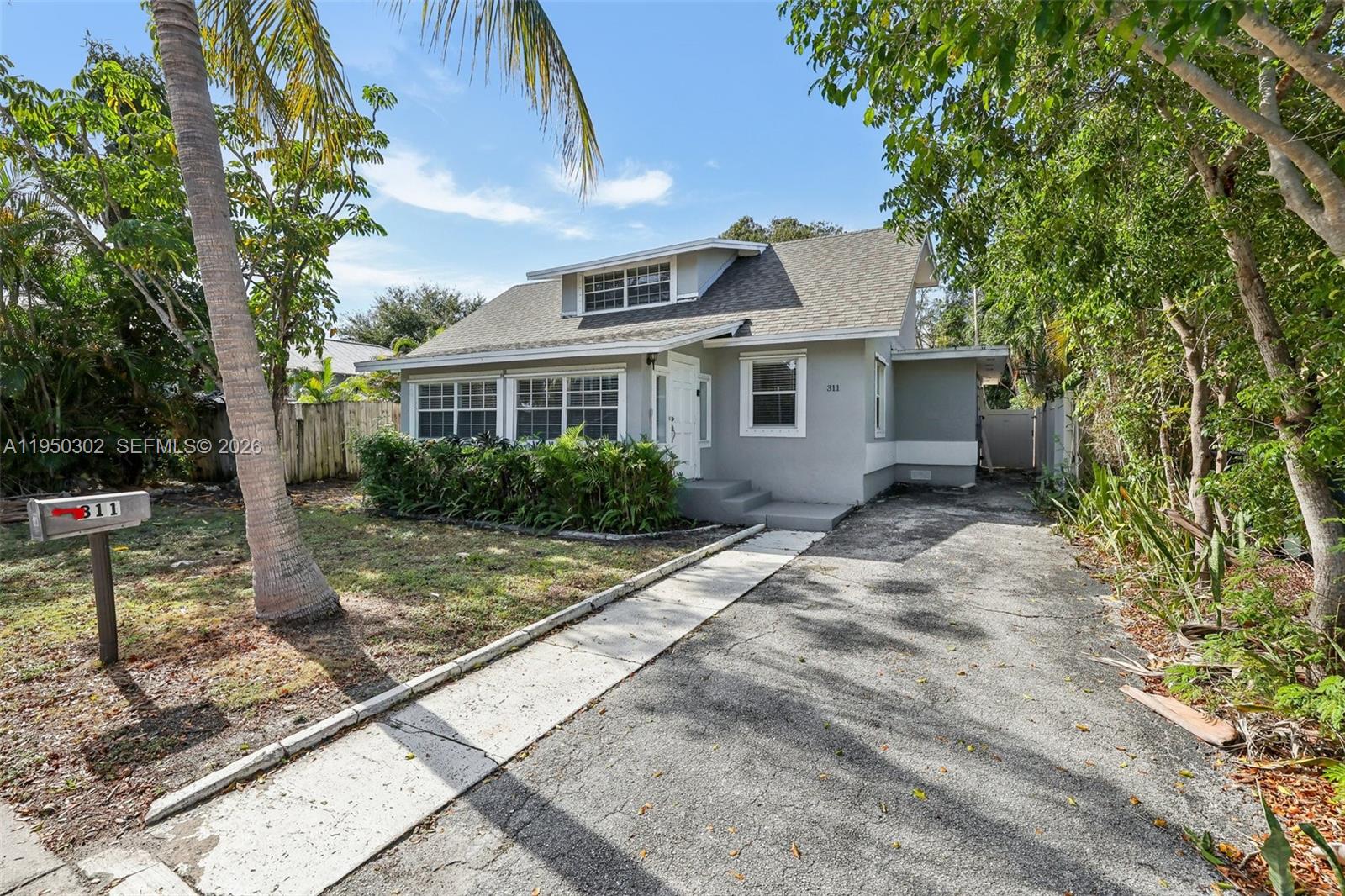 311 S Federal Hwy Lake Worth, FL 33460