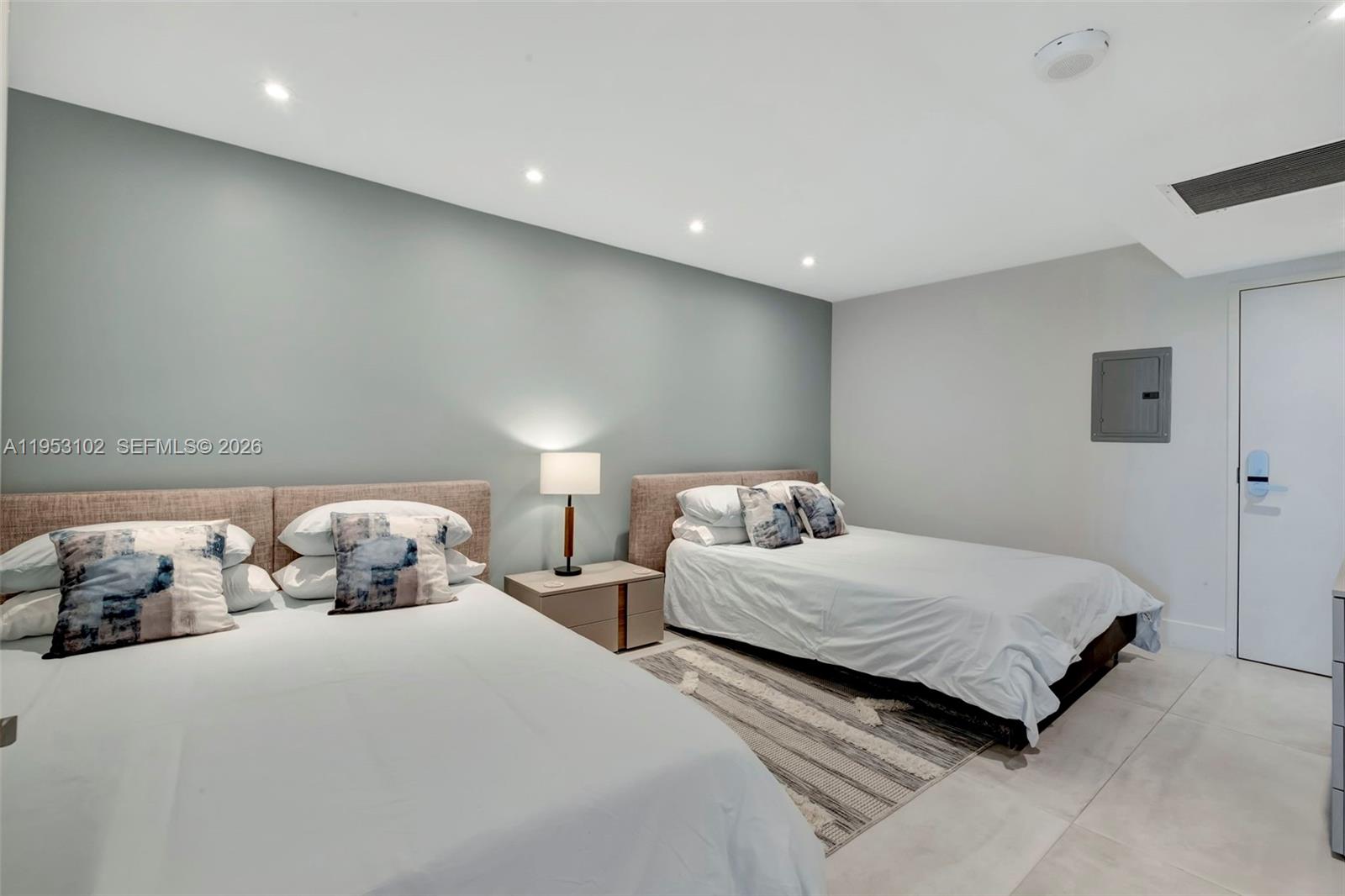 2301 Collins Ave #634/635 Miami Beach, FL 33139