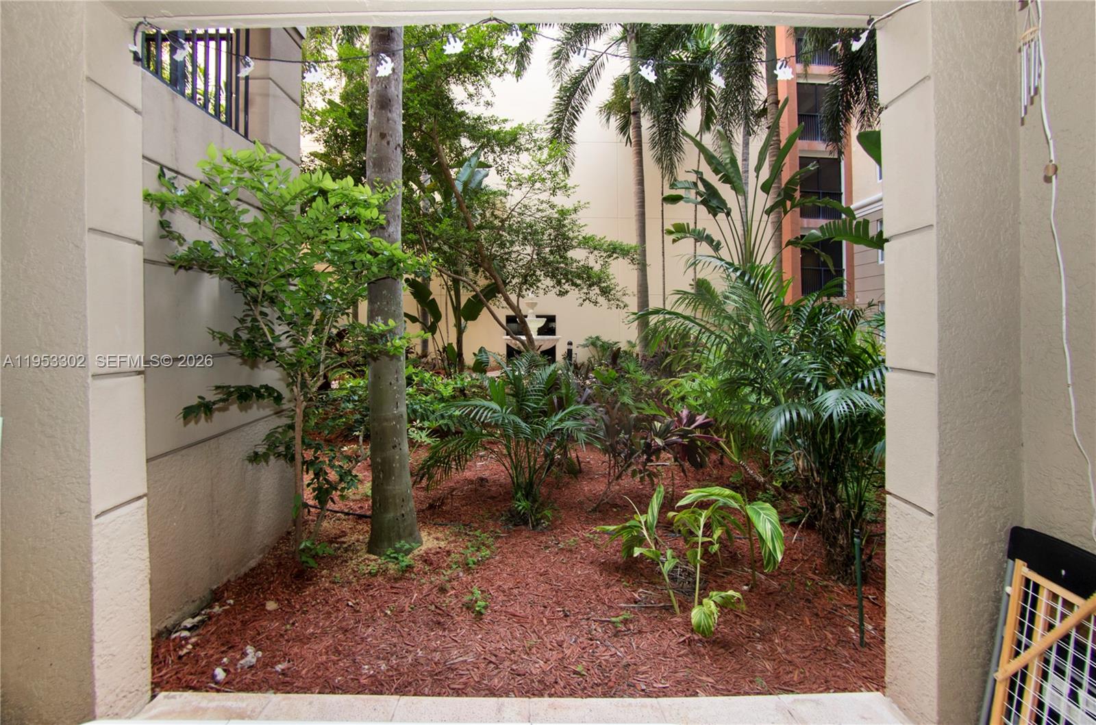 image Porto Bellagio Condo14