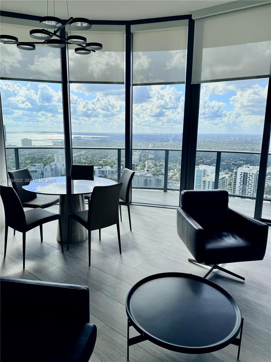 image Brickell Heights East12