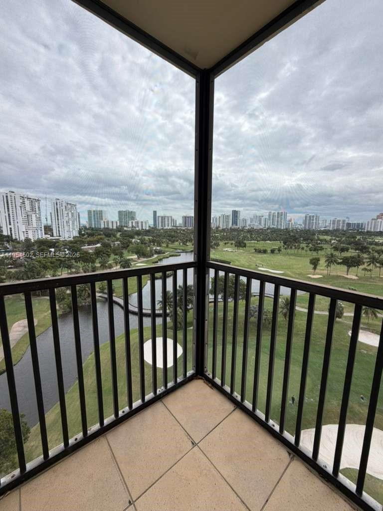 20379 W Country Clb Dr #1433 Aventura, FL 33180