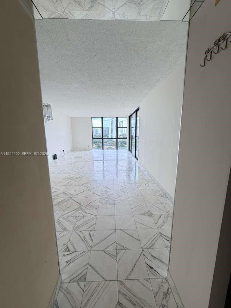 20379 W Country Clb Dr #1433 Aventura, FL 33180