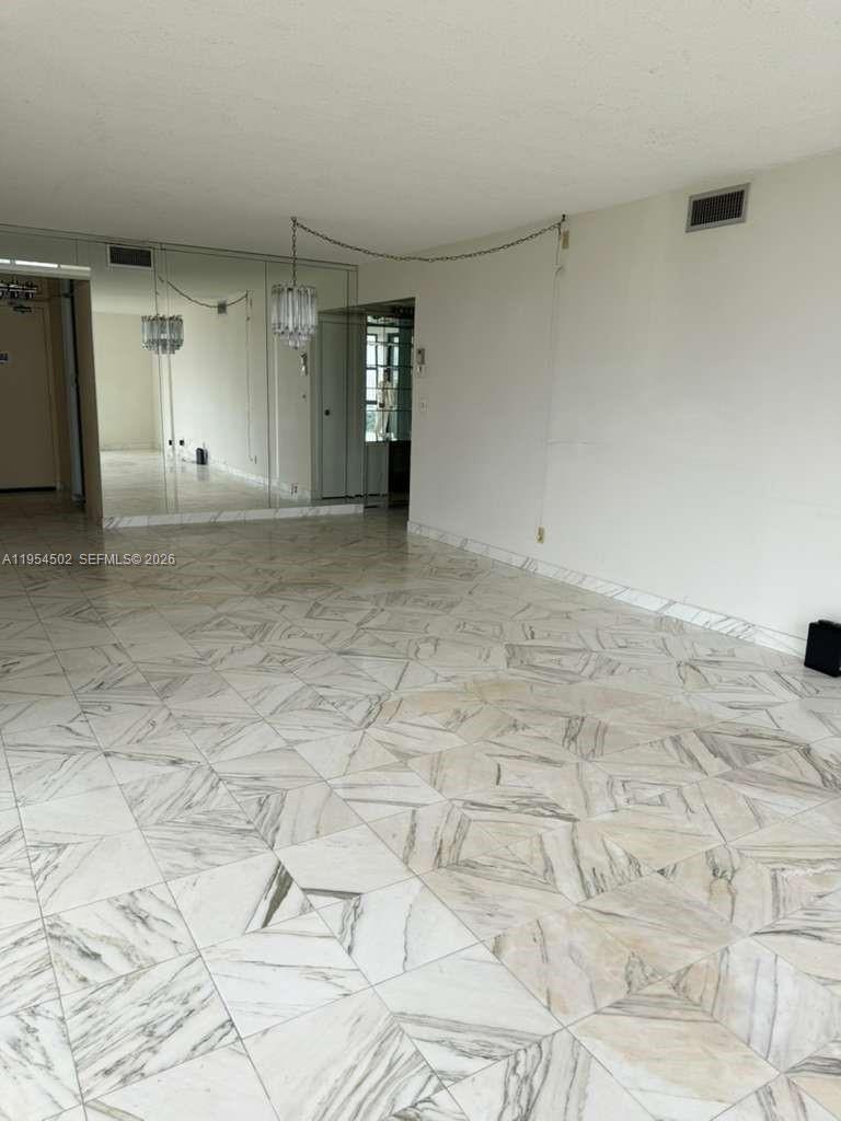 20379 W Country Clb Dr #1433 Aventura, FL 33180