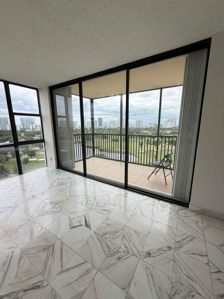 20379 W Country Clb Dr #1433 Aventura, FL 33180