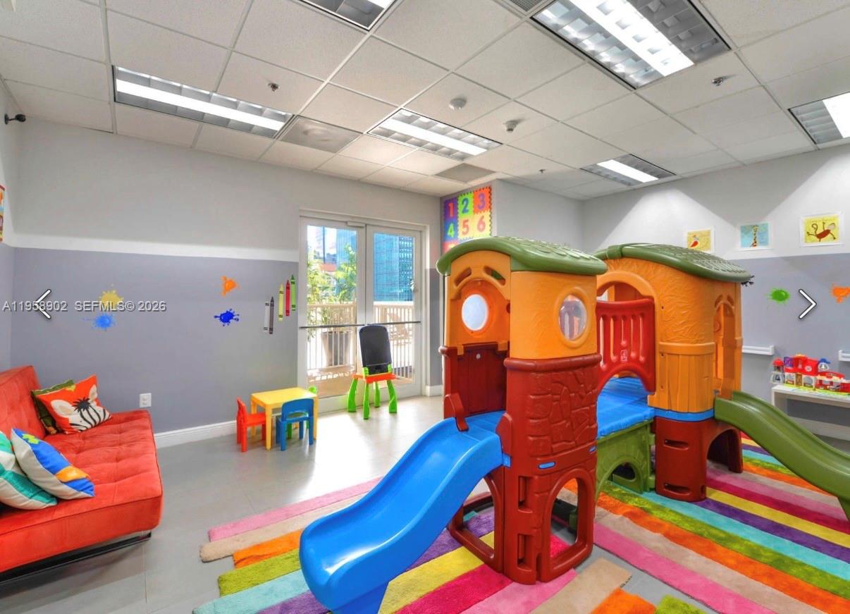 image The Club at Brickell Bay21