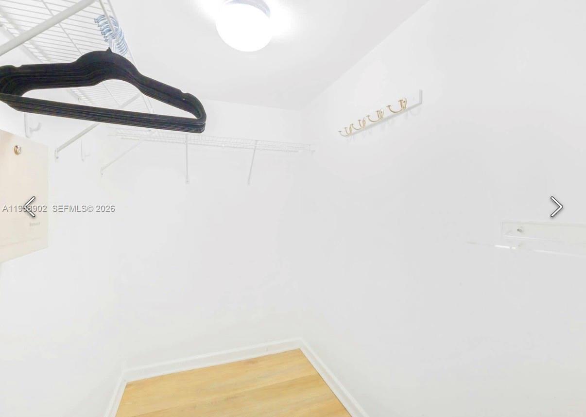 image The Club at Brickell Bay31