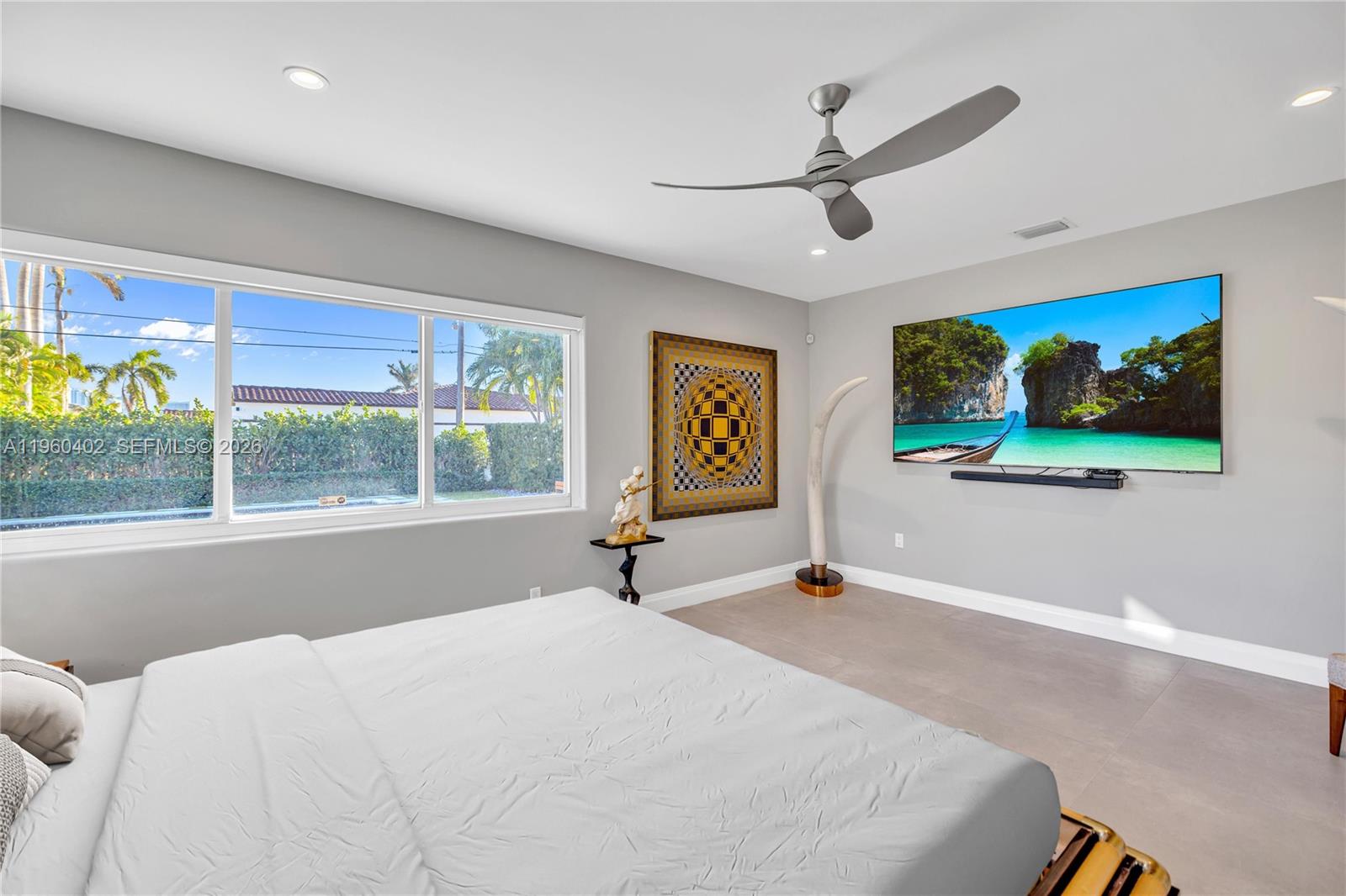 750 Harrison St Hollywood, FL 33019