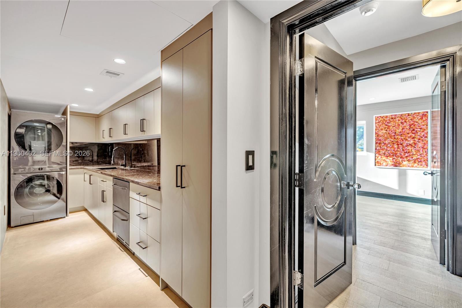 750 Harrison St Hollywood, FL 33019