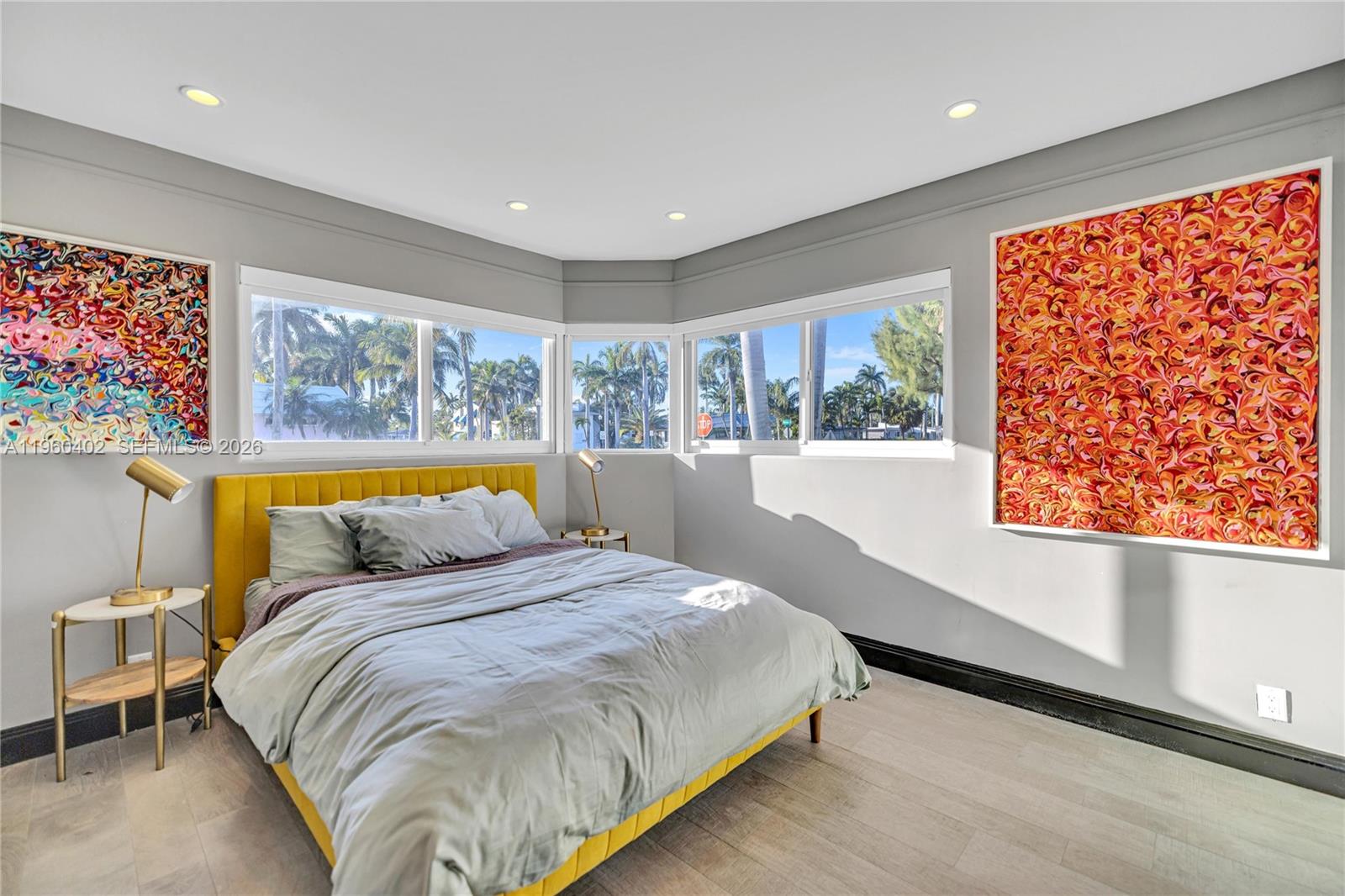 750 Harrison St Hollywood, FL 33019