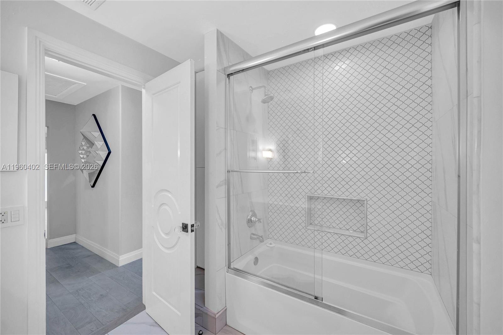 750 Harrison St Hollywood, FL 33019