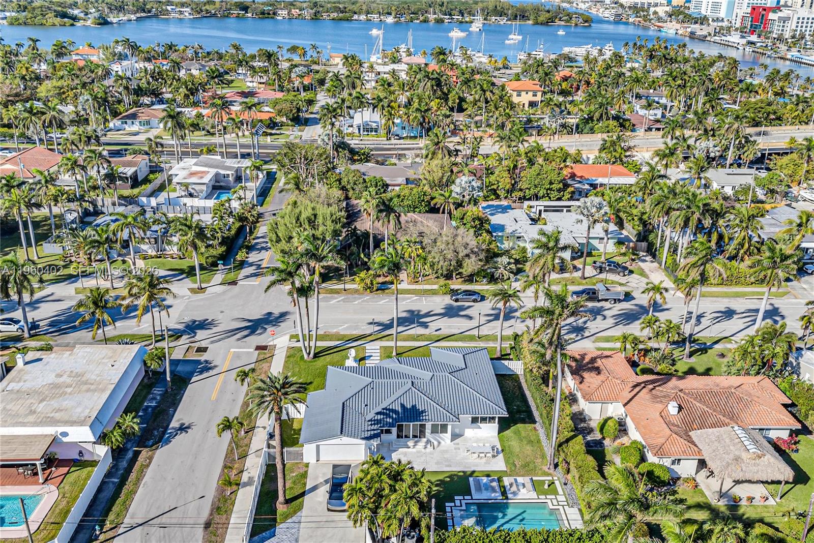 750 Harrison St Hollywood, FL 33019