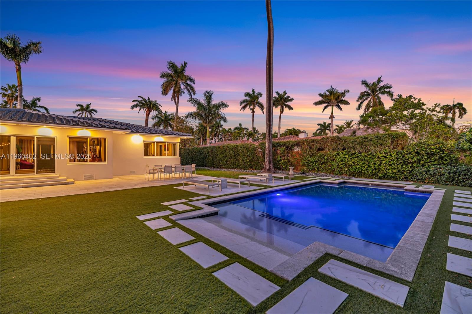 750 Harrison St Hollywood, FL 33019