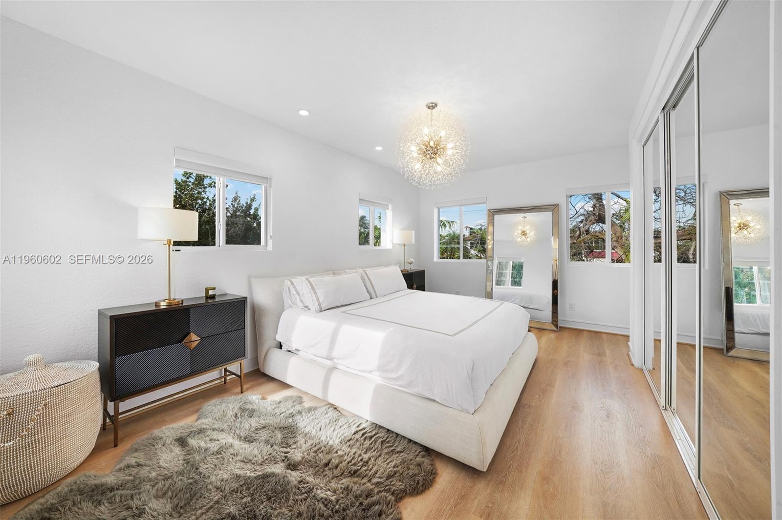 5237 La Gorce Dr Miami Beach, FL 33140