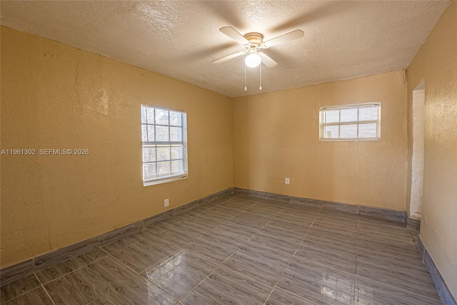 4719 NW 32nd Ave Miami, FL 33142