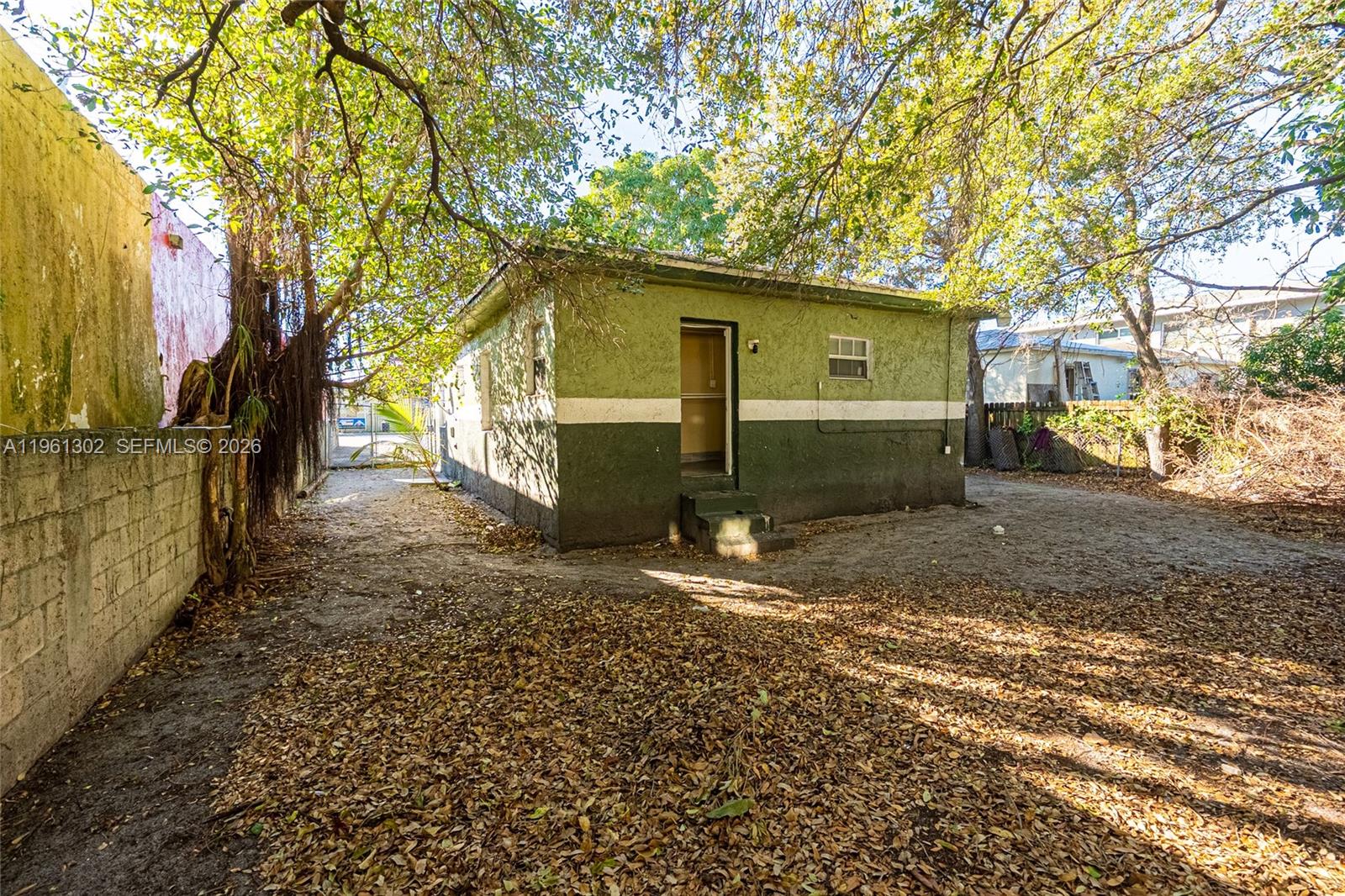 4719 NW 32nd Ave Miami, FL 33142