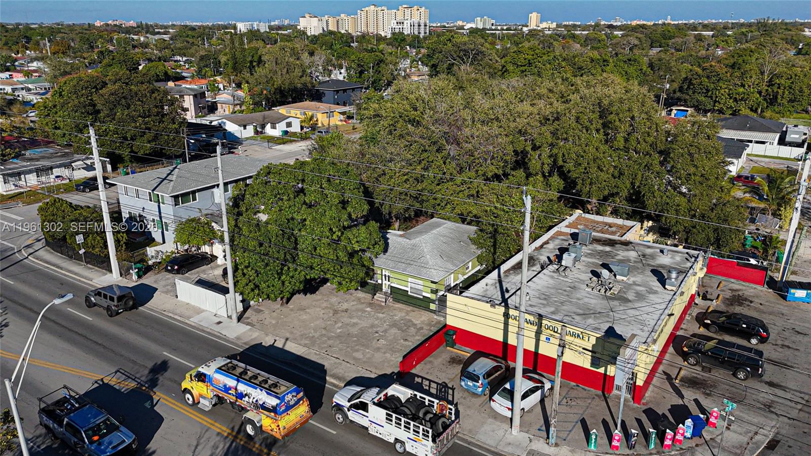 4719 NW 32nd Ave Miami, FL 33142