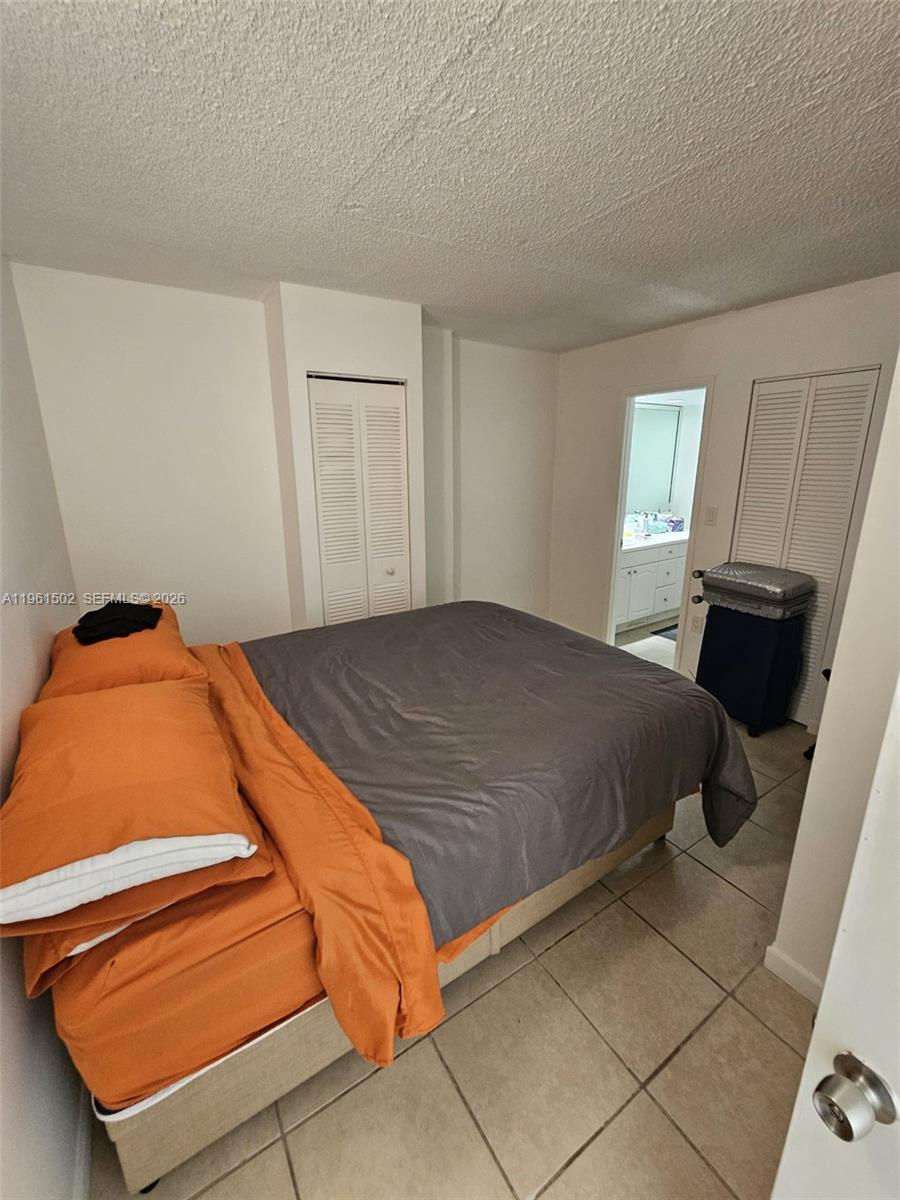 6900 Bay Dr #8J Miami Beach, FL 33141