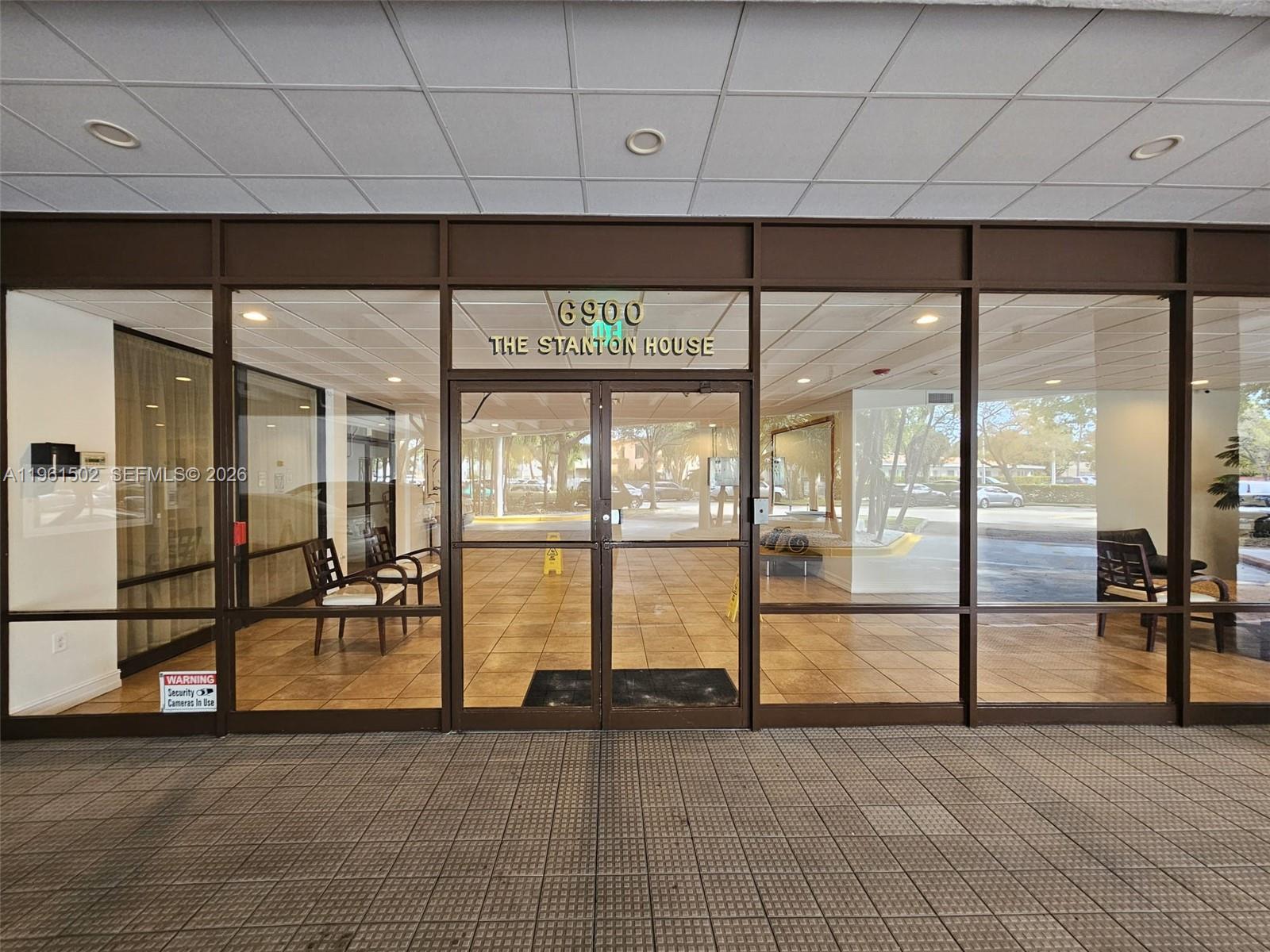 6900 Bay Dr #8J Miami Beach, FL 33141