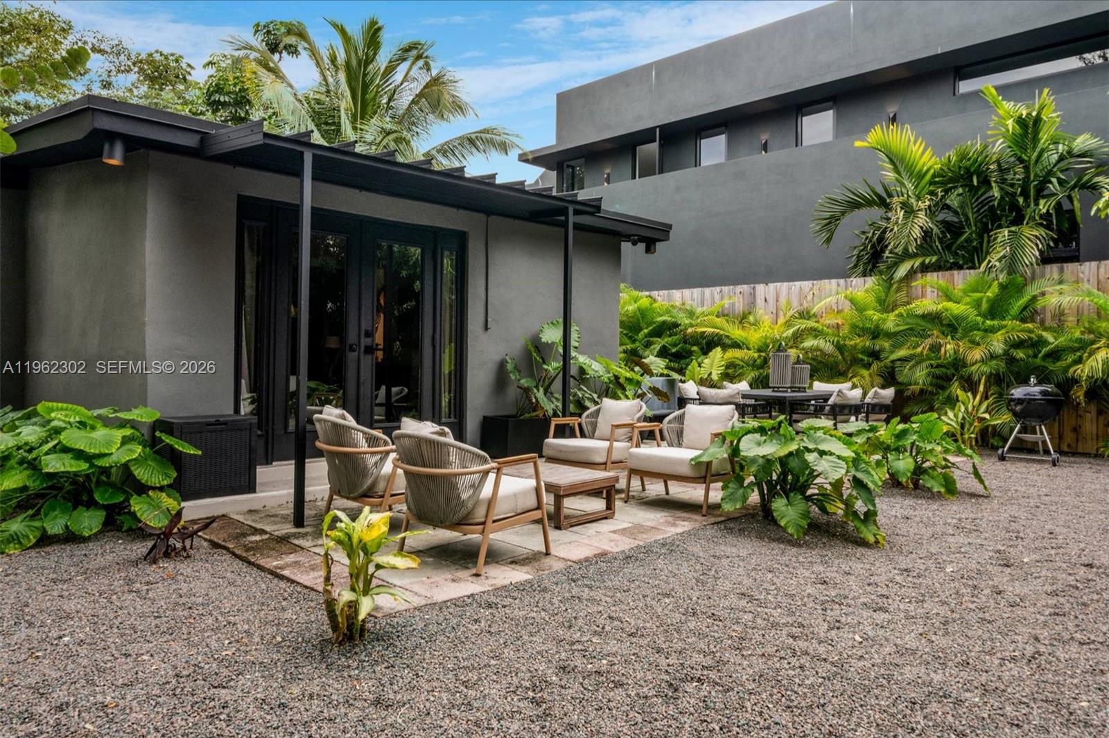 3301 Frow Ave Coconut Grove, FL 33133