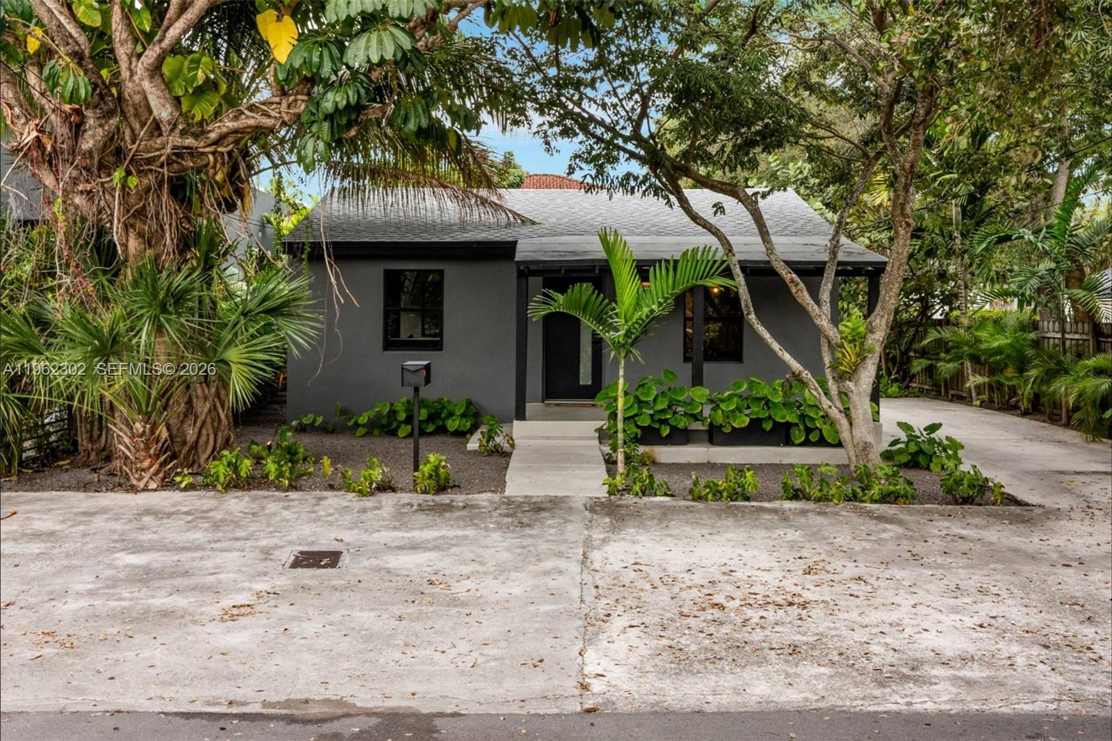 3301 Frow Ave Coconut Grove, FL 33133