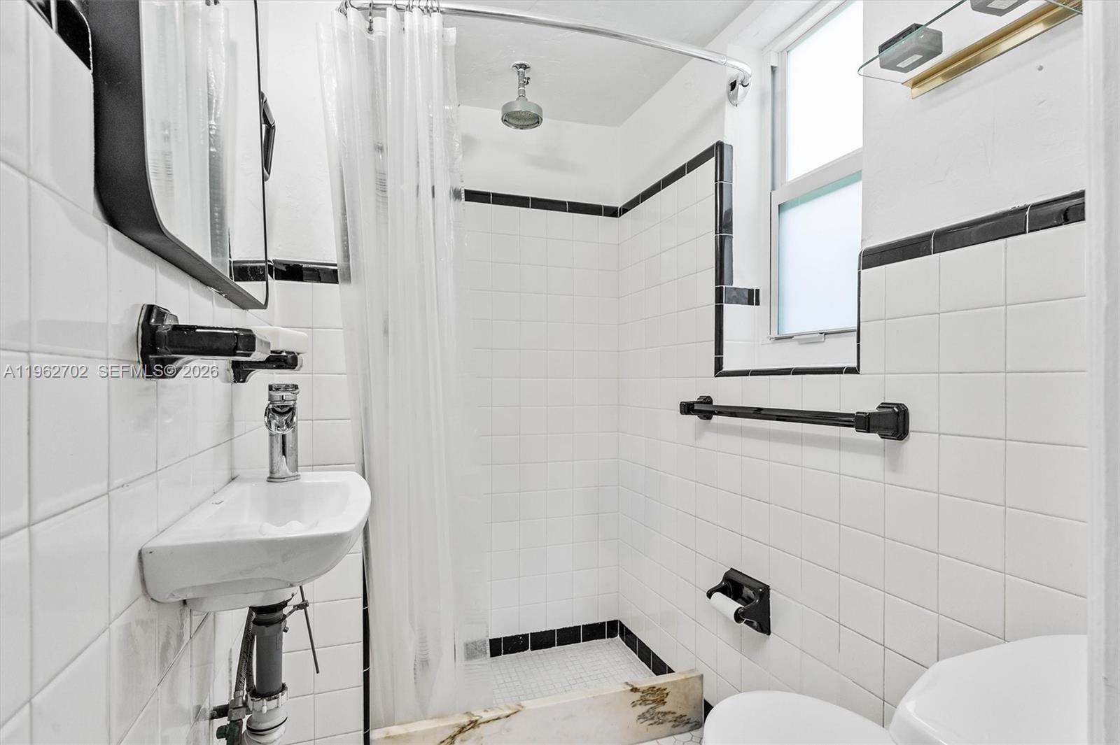 318 NE 105th St Miami Shores, FL 33138