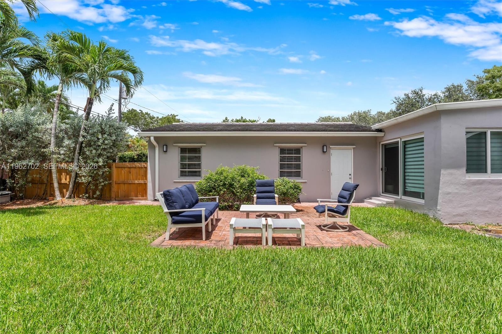 318 NE 105th St Miami Shores, FL 33138