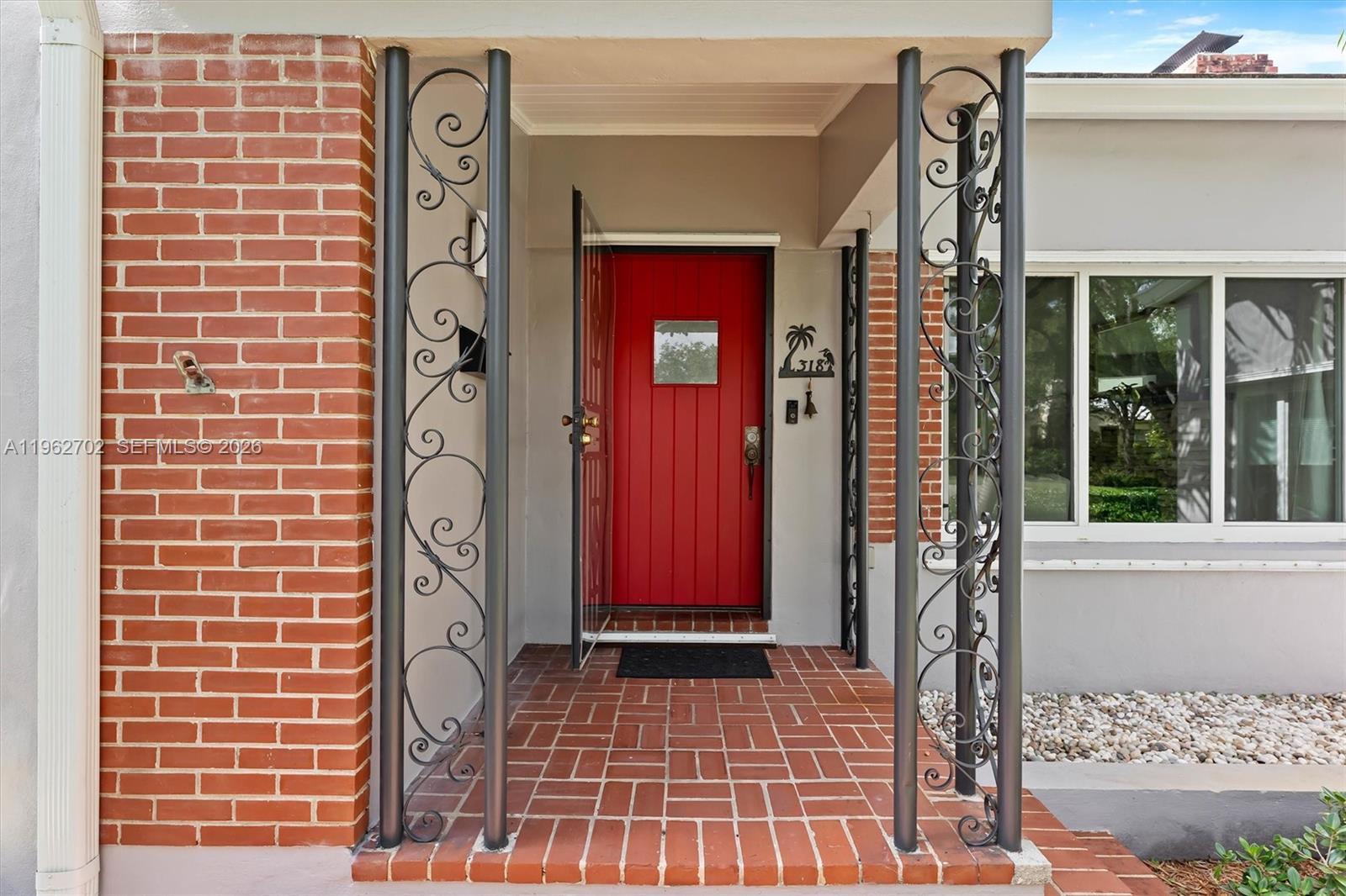 318 NE 105th St Miami Shores, FL 33138