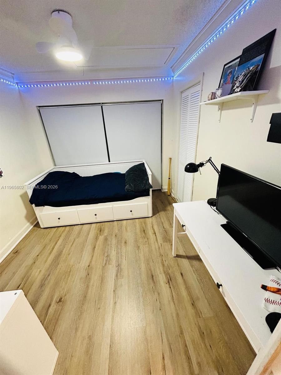 7342 NW 38th Pl Coral Springs, FL 33065