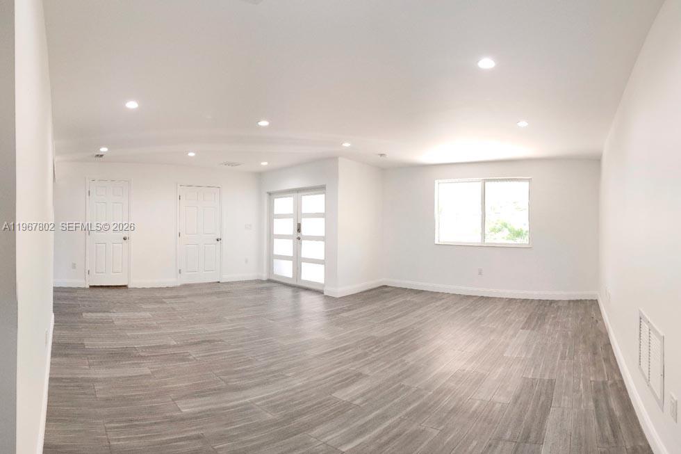 6634 SW 76th Ter South Miami, FL 33143