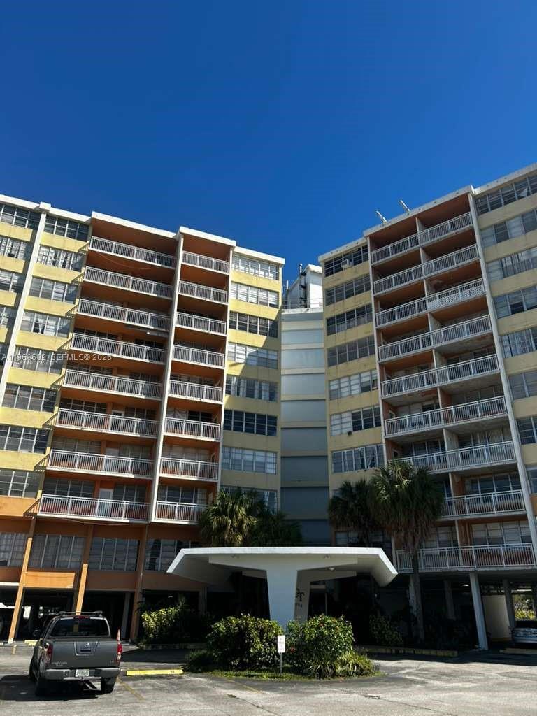 2025 NE 164th St #918