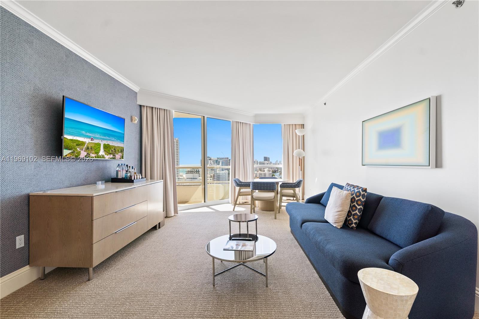 4401 Collins Ave #1706 Miami Beach, FL 33140