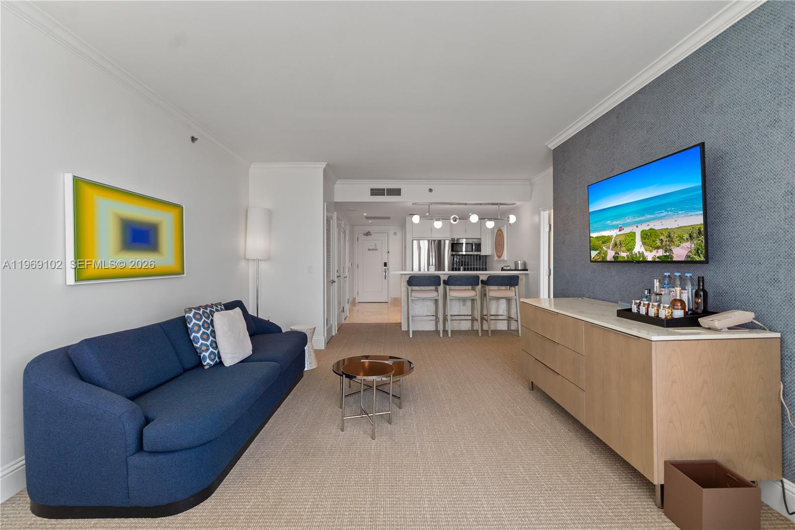 4401 Collins Ave #1706 Miami Beach, FL 33140