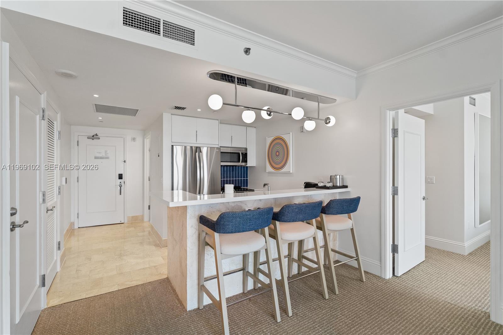 4401 Collins Ave #1706 Miami Beach, FL 33140