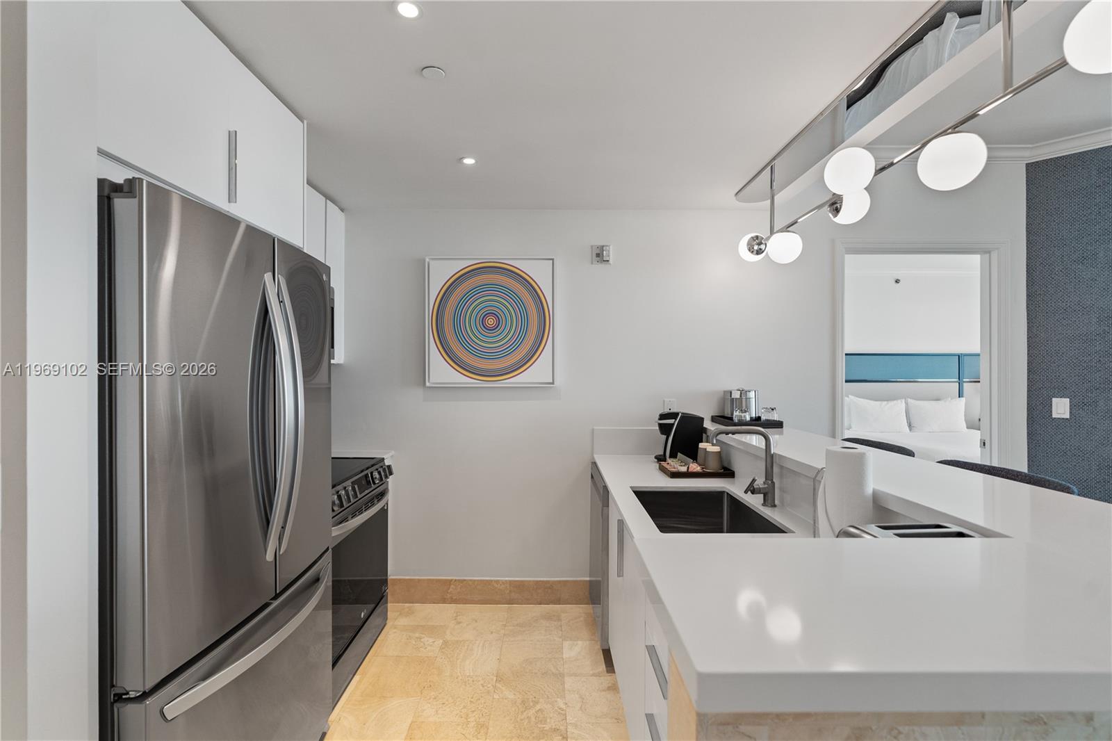 4401 Collins Ave #1706 Miami Beach, FL 33140