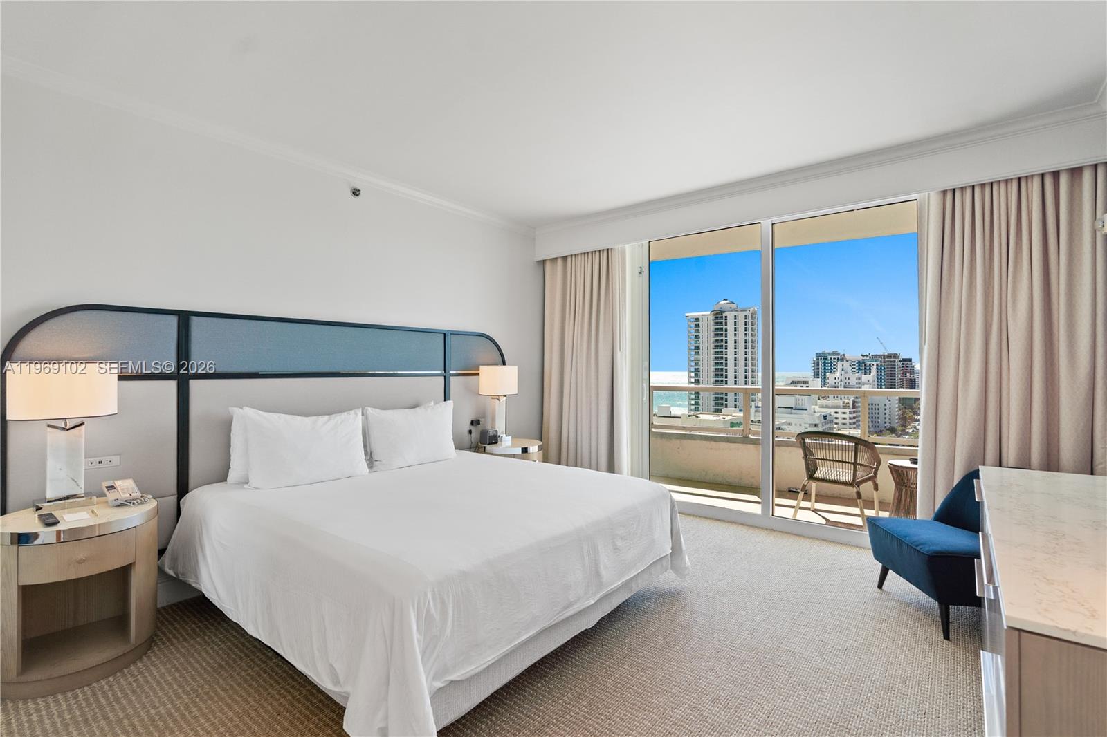 4401 Collins Ave #1706 Miami Beach, FL 33140