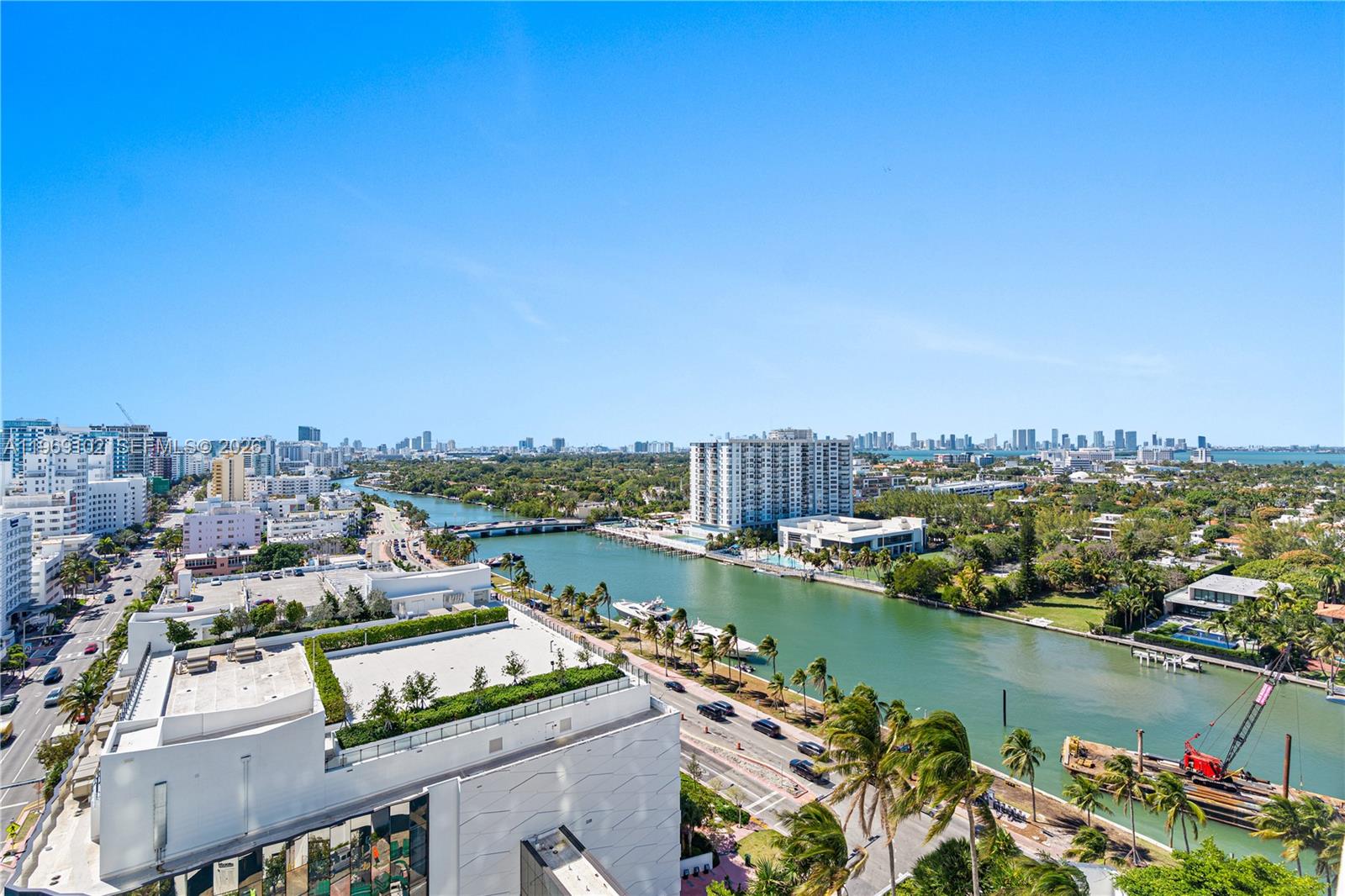 4401 Collins Ave #1706 Miami Beach, FL 33140