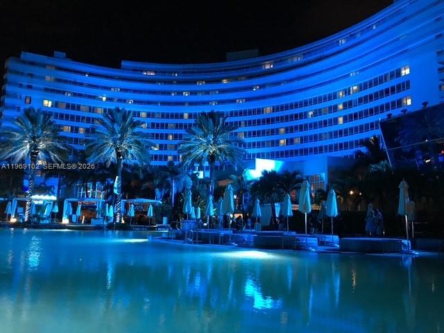 4401 Collins Ave #1706 Miami Beach, FL 33140