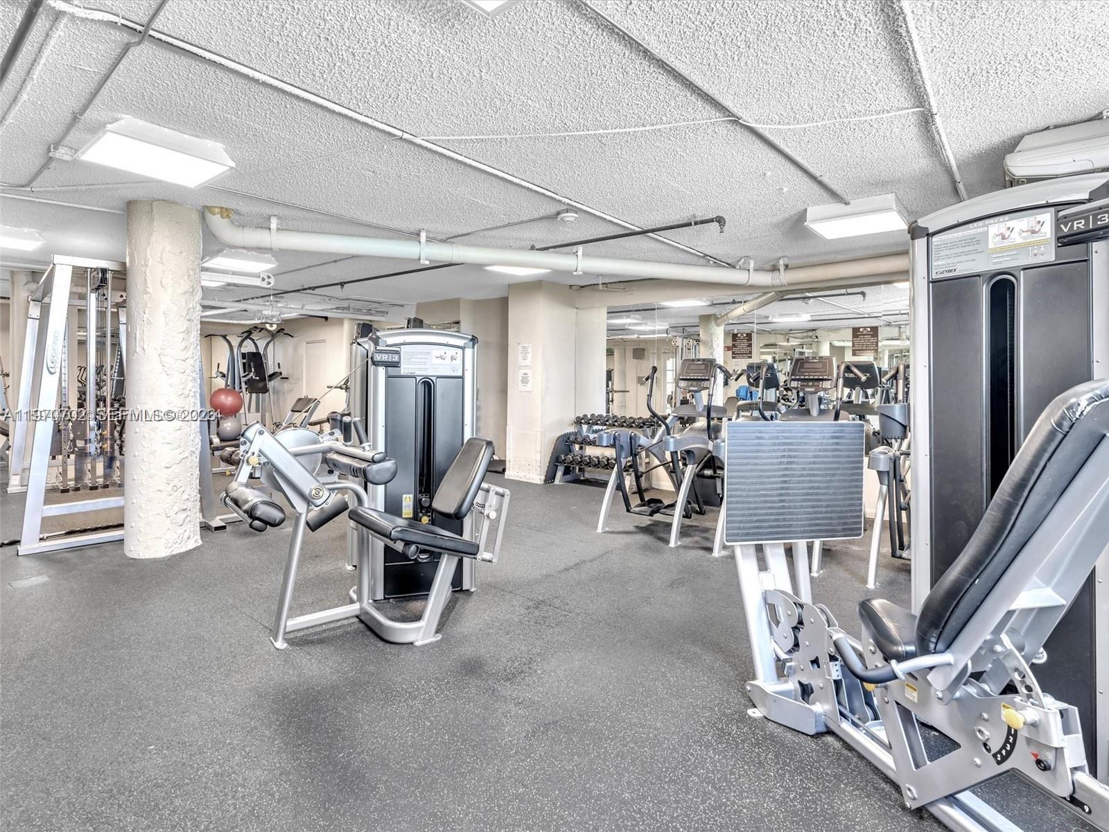 999 Brickell Bay Dr #303 Miami, FL 33131