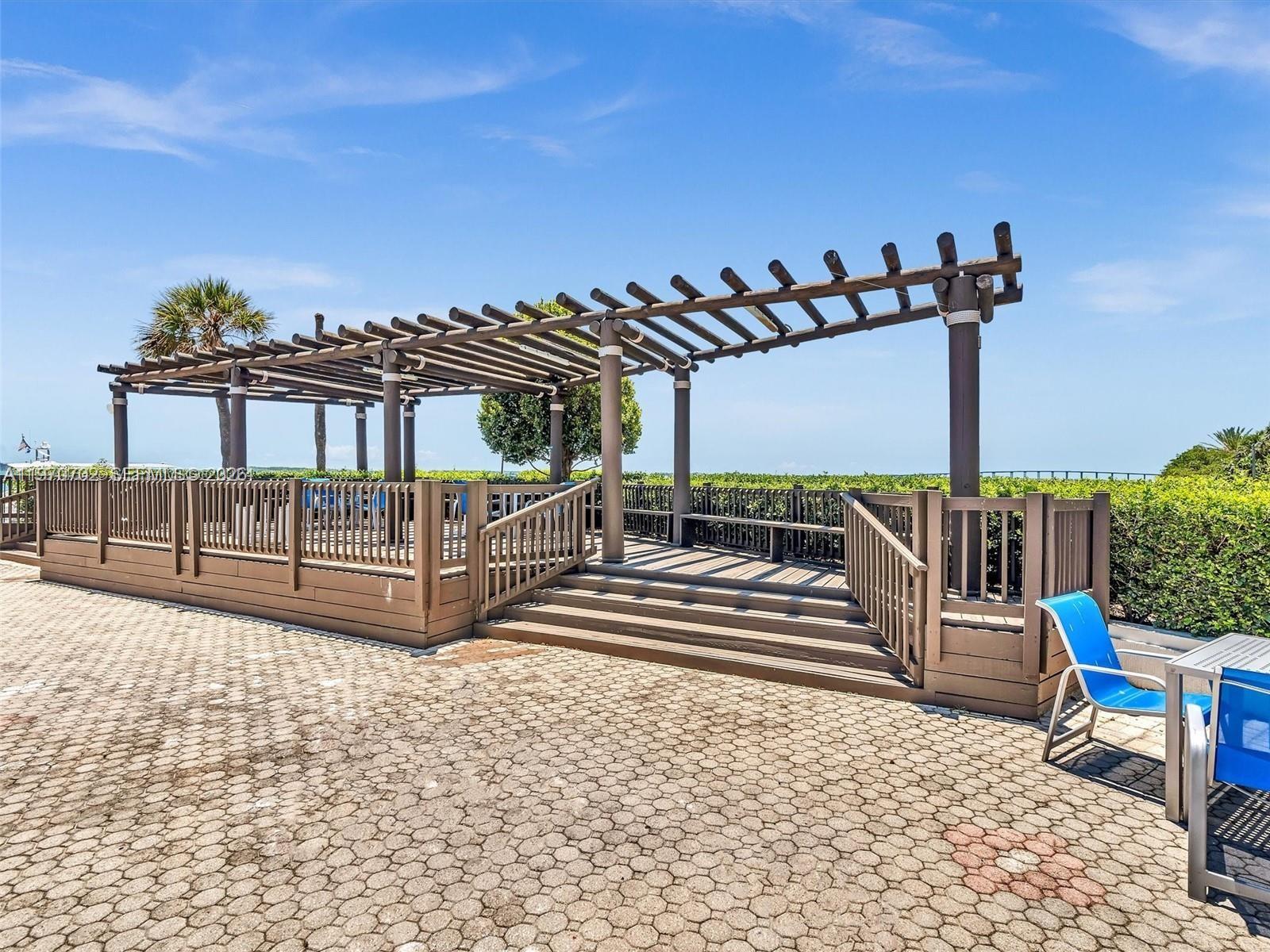 999 Brickell Bay Dr #303 Miami, FL 33131