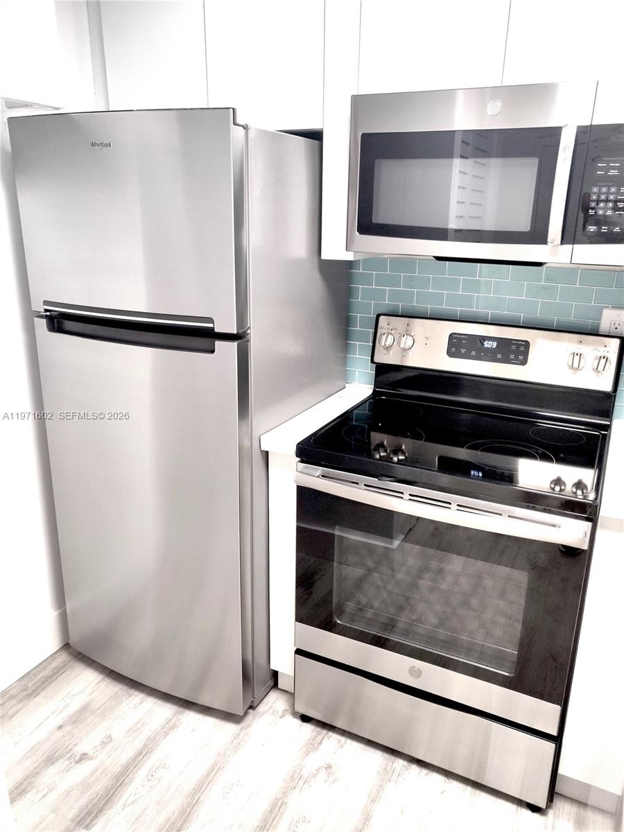 540 Brickell Key Dr #414 Miami, FL 33131